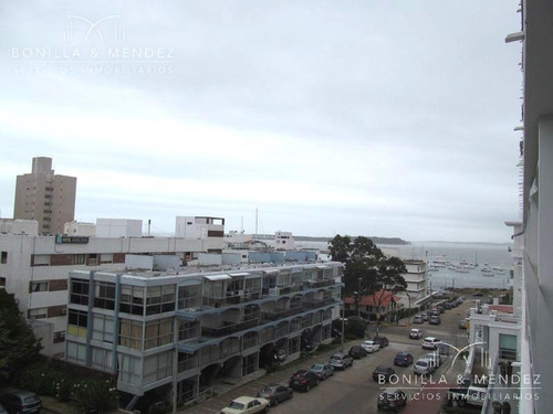 Península, Dormitorio, Baño, Cerca Del Puerto Y Al Lado De Gorlero