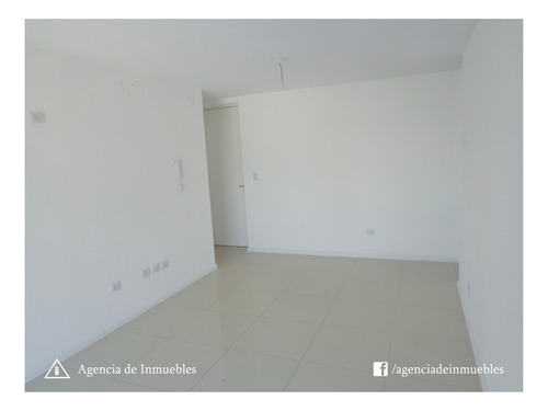 Vende: Departamento 1 Dormitorio / Complejo Torres H