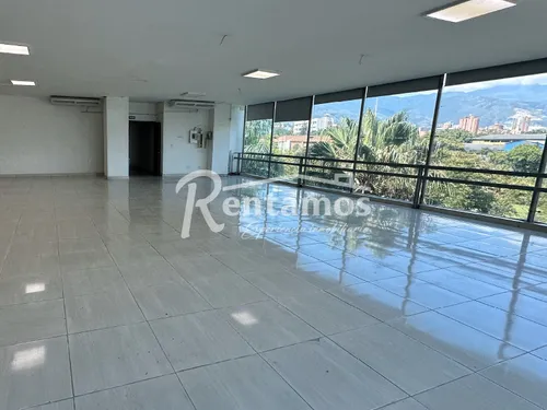 Oficina En Arriendo En Laureles. Cod A775816