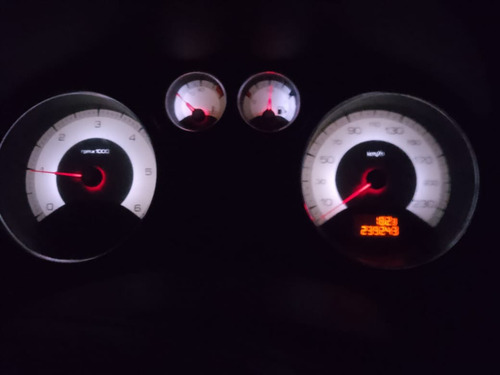 Peugeot 408 1.6 Allure Plus Nav Hdi 115cv