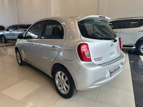 Nissan March 1.6 Active 107cv