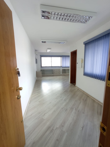 Imagem 8 de 9 de Sala Comercial À Venda Bairro Centro - Sa00002 - 70355687