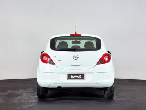 Imagen 5 de 15 de Opel Corsa 1.4 Essentia Mt