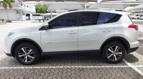 Toyota RAV4 2.0 Top 4x2 Aut. 5p