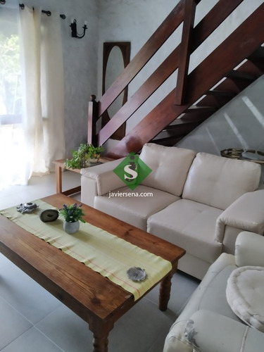 Venta Y Alquiler De Casa En Pinares, 4 Dormitrorios, 3 Baños, Piscina, Buen Lugar.- Ref: 168100