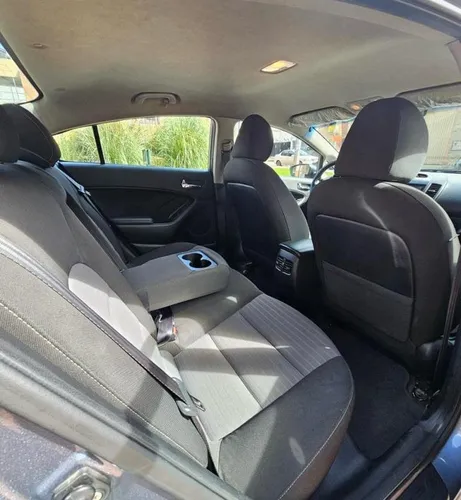 Kia Cerato Pro Sx 2nd Generacion 1.6cc Mt Aa