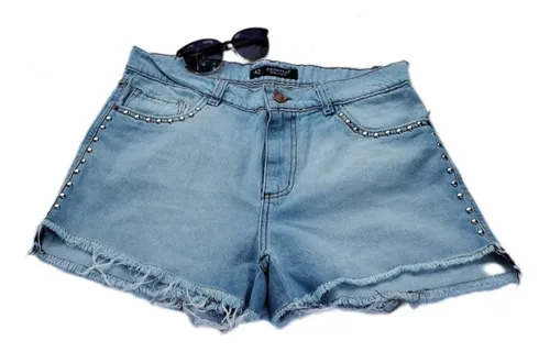 Short De Jeans Con Tachas