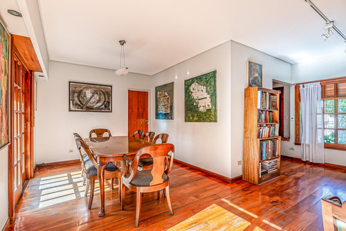 Triplex - Venta - 6 Amb - Suite - Patio - Cocheras - Coghlan