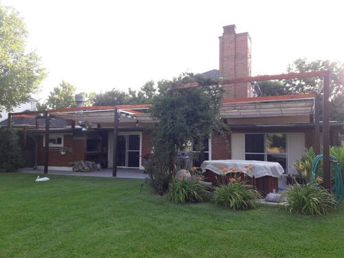 Imagen 12 de 13 de Casa En Venta En Pilar Del Este, G.b.a. Zona Norte