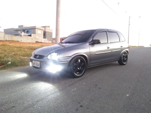 Chevrolet Corsa 2000 1.0 Wind 5p