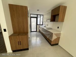 Departamento En Planta Baja, Oportunidad De Preventa. Zakia