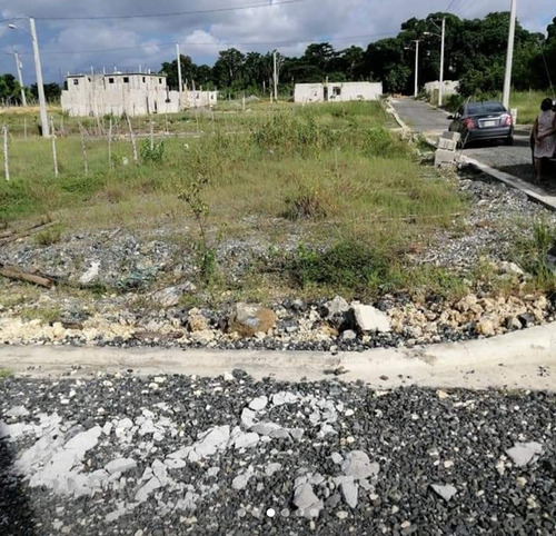 Imagen 19 de 24 de Vendo Solar De 144,09 M2 Con Títulos Deslindados Con Todos Sus Servicios / Listo Para Construir / Estamos Ubicado En Una Parte Tranquila En Villa Mella Alejado Del Bullicio Y De Contaminación
