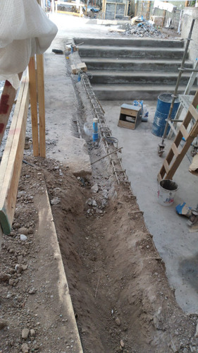 Piscinas De Hormigón Y Fibra. Reparamos Pintamos.