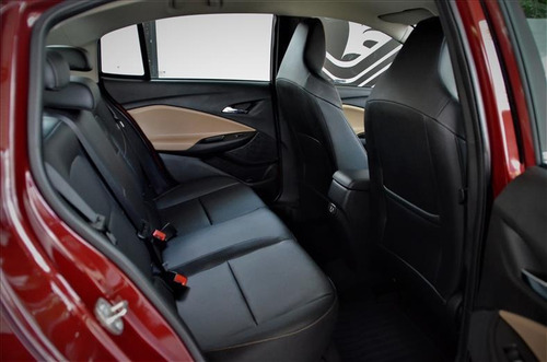 Chevrolet Onix 1.0 Turbo Plus Premier