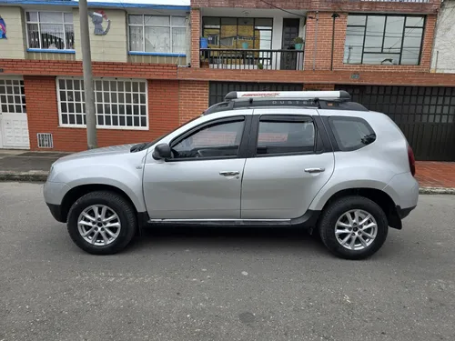 Renault Duster Expressión 2.0 4x4 MT 2017