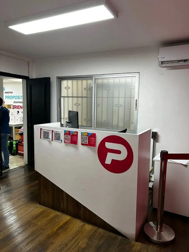 Estupenda Casa Comercial José Domingo Cañas