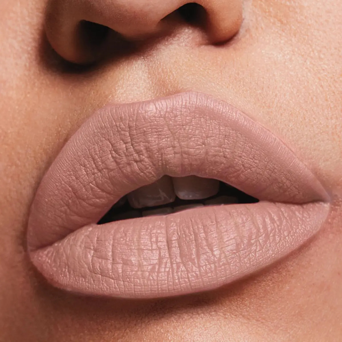Avon Batom Líquido Matte Power Stay Nude Caramelito 6ml — miniatura 4