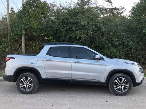 Imagen 2 de 9 de Fiat Toro 2.0 Freedom 4x4 Mt