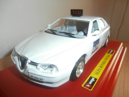 Carro De Coleccion: Alfa Romeo 156 Taxi    Escala 1:24