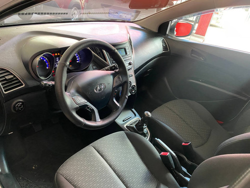 Imagem 12 de 12 de Hyundai Hb20 1.0 Comfort Plus 12v Flex 4p Manual