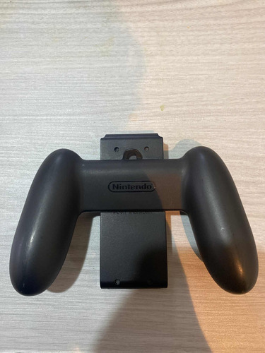 Nintendo Switch Joy-con Grip (Usado)
