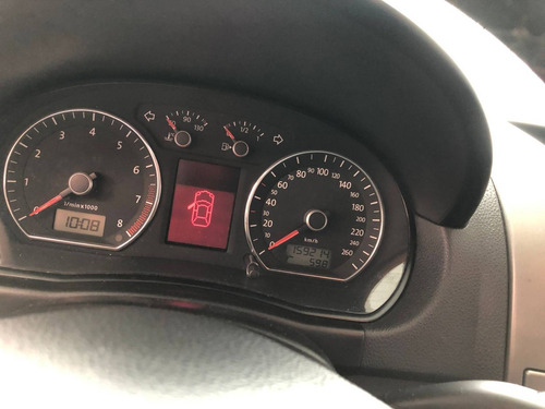 Imagem 3 de 10 de Volkswagen Polo Sedan 2.0 Mi Comfortline 8v Flex 4p Manual
