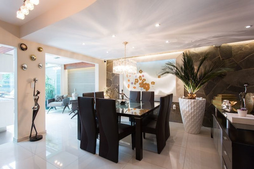 Imagen 2 de 30 de Venta De Hermosa Casa Remodelada En Letran Valle