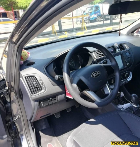 Kia Rio Spice Mt 1450cc