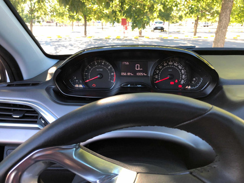 Peugeot 208 1.6 Allure