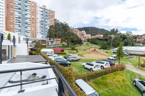 Casa En Arriendo/venta En Cedro Golf. Cod A5136
