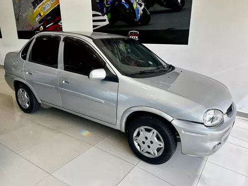 Chevrolet Corsa Sedan 1.8 2002 - Encontre Veículos