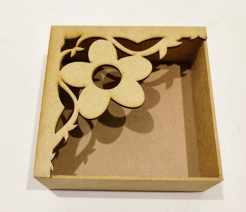 Imagem 2 de 3 de Kit 6 Porta Guardanapos Com Desenho De Flor Em Mdf