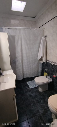 Venta Casa 3 Amb Fcio. Varela Amplio Terreno
