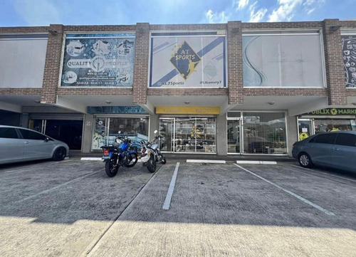 Local En Venta Cc Manantial, Naguanagua. Minerva K