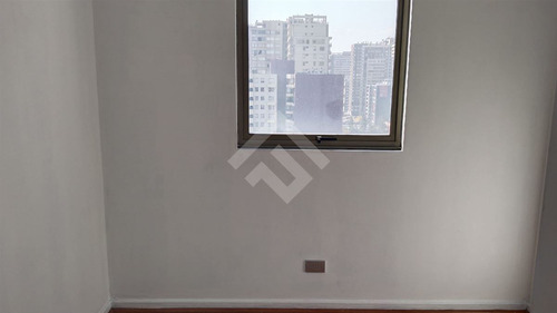 Departamento En Arriendo De 2 Dorm. En Santiago