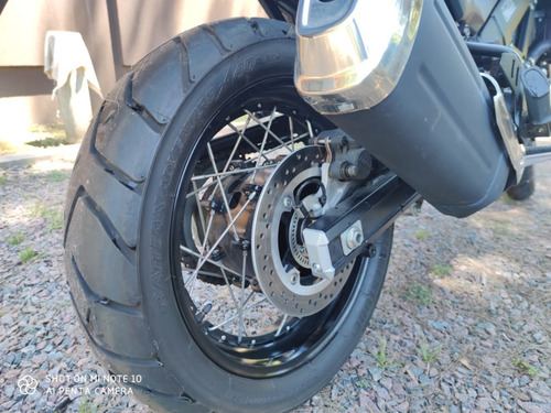 Suzuki V Stron 650