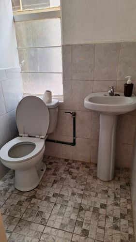 Local Comercial En Renta, Excelente Ubicacion, Muy Buen Precio