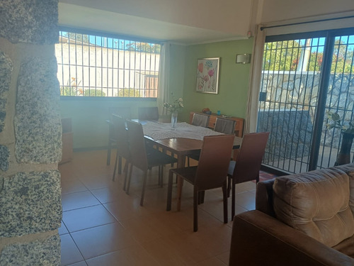 Exclusiva Casa Remodelada 2018, 4 Dormitorios Amplios, 3 Bañ