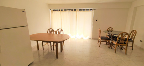 Apartamento De Vacaciones En Isla Margarita A 2 Cuadras De Farmatodo