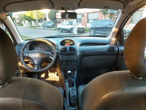 Imagen 11 de 15 de Peugeot 206 2008 1.9 Xt Premium