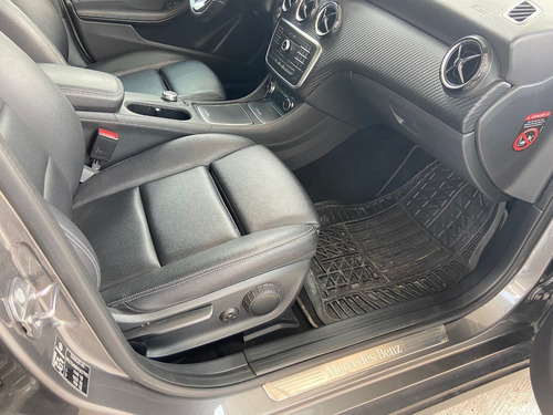 Imagen 11 de 15 de Mercedes Benz Gla 200 2019