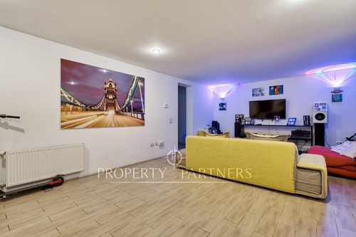 Moderna Casa En Condominio, Orientación Norte, En ...