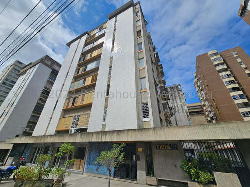 Apartamento Increible Y  Espectacular Con Excelente Ubicacion A La Venta En Los Palos Grandes #24-17910 Mn Caracas - Chacao