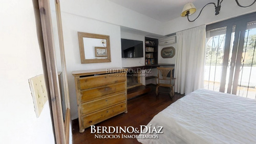Exclusiva Y Hermosa Casa Ideal Para Vivir Todo El Año En Punta Del Este- Ref: 364