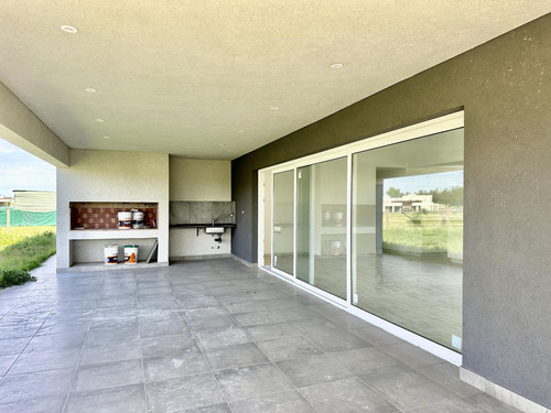Casa En San Simon