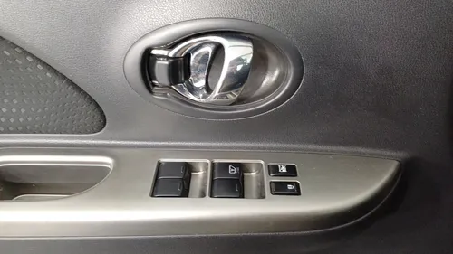 Nissan March 1.6 ADVANCE AUTO