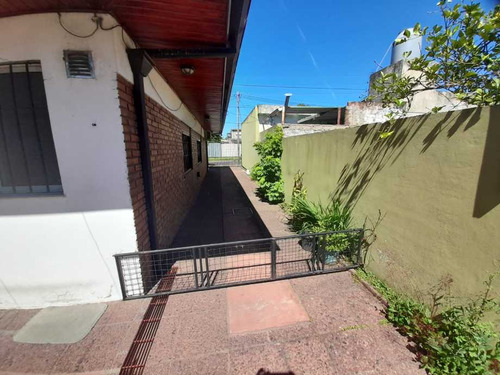 Chalet En Venta En Ezpeleta Este