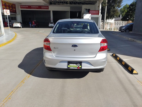 Imagen 5 de 11 de Ford Figo 2019 1.5 Energy Sedan Mt
