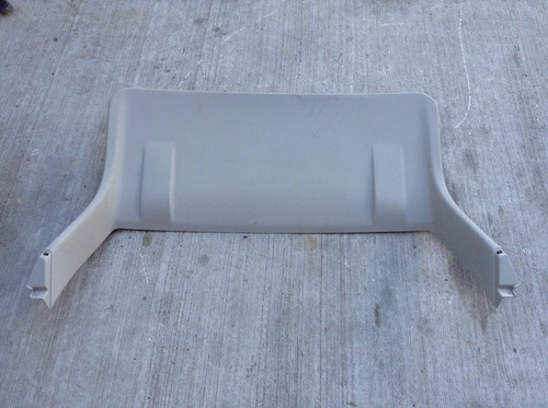 Vista Cajuela De Medallón Sup Dodge Magnum Mod 05-08 Oem