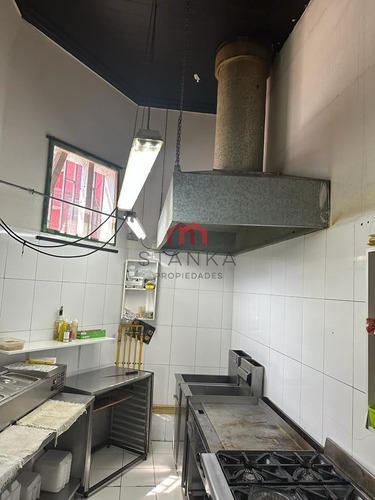 Pub Restaurant Pizzería En Arriendo 120 Uf, Venta Derecho D